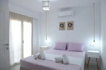 Axos 4*
